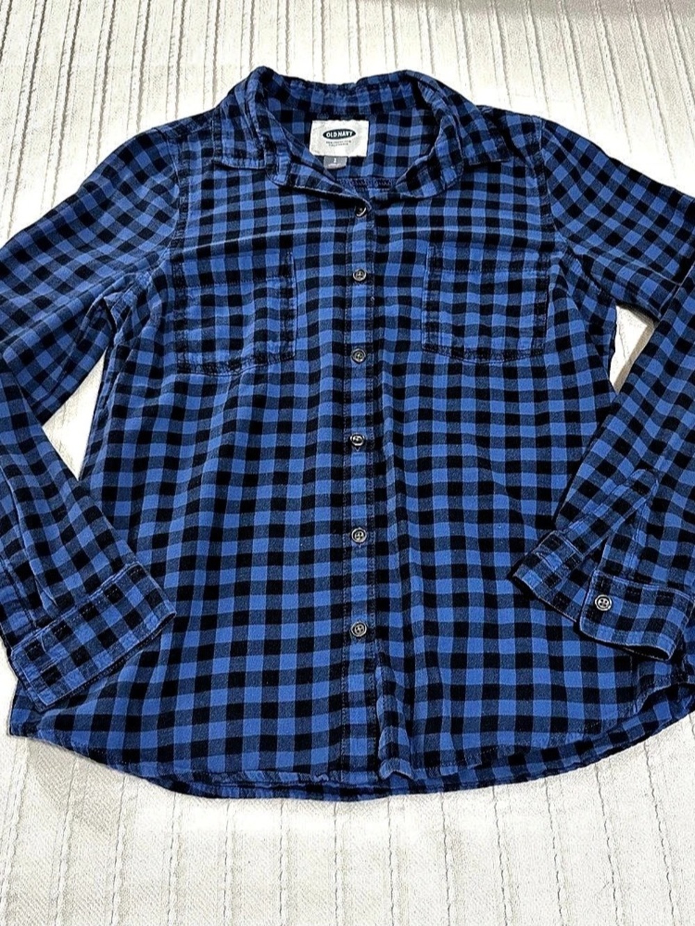 Old Navy Plaid Checkered Button Down Flannel Shirt in Blue & Black